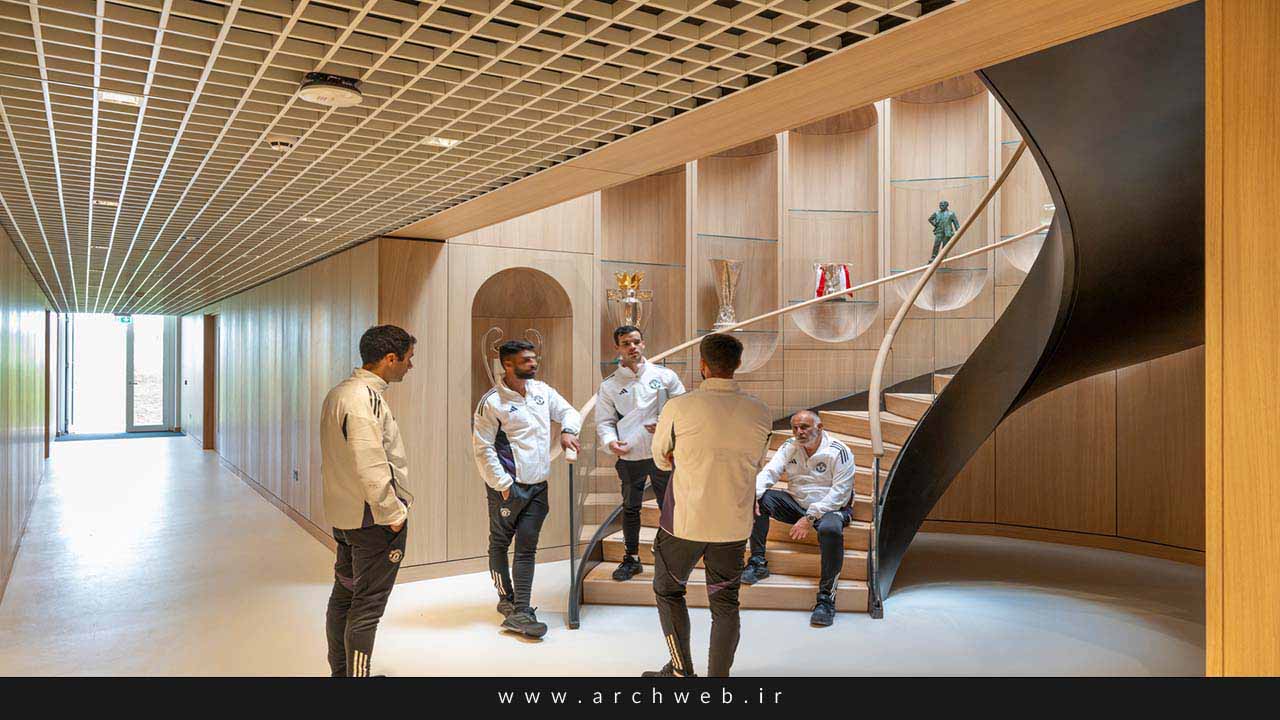 فاستر و شرکا کمپ تمرینی کارینگتون منچستریونایتد را بازسازی می‌کند